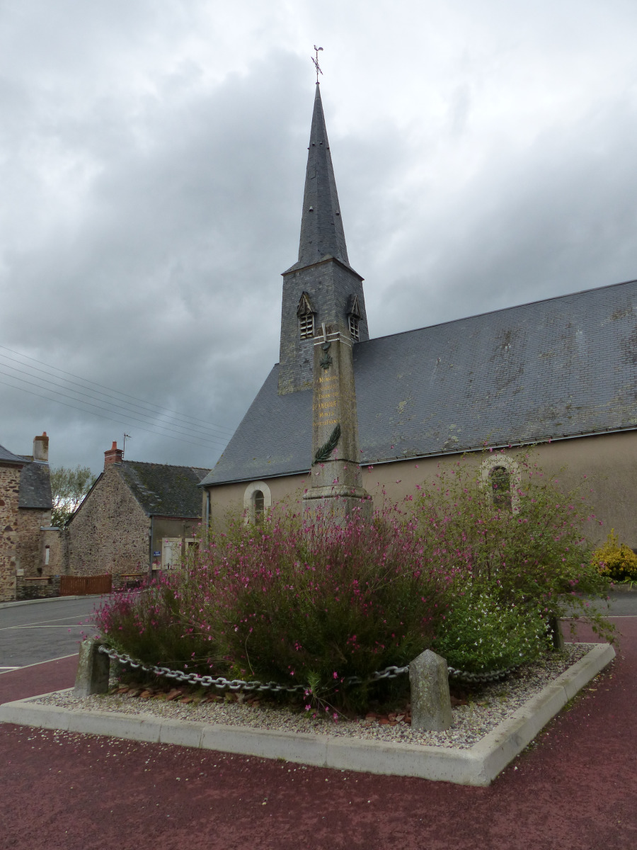 Eglise Saint Louis, Blandouet
