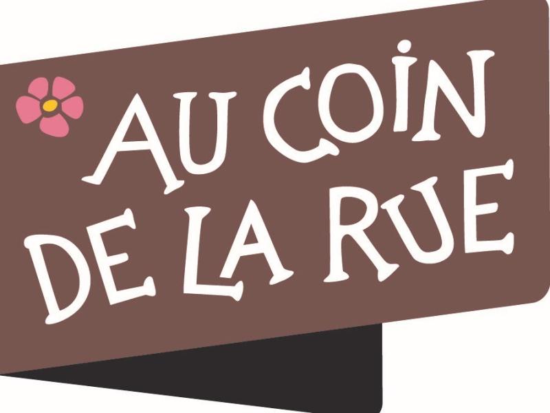 Au coin de la rue
