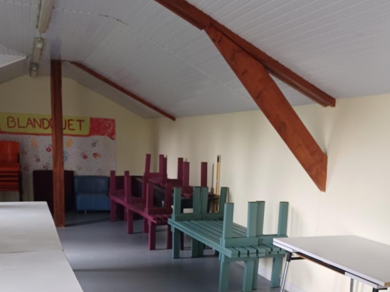 Salle Roger Melot au plan d'eau de Blandouet